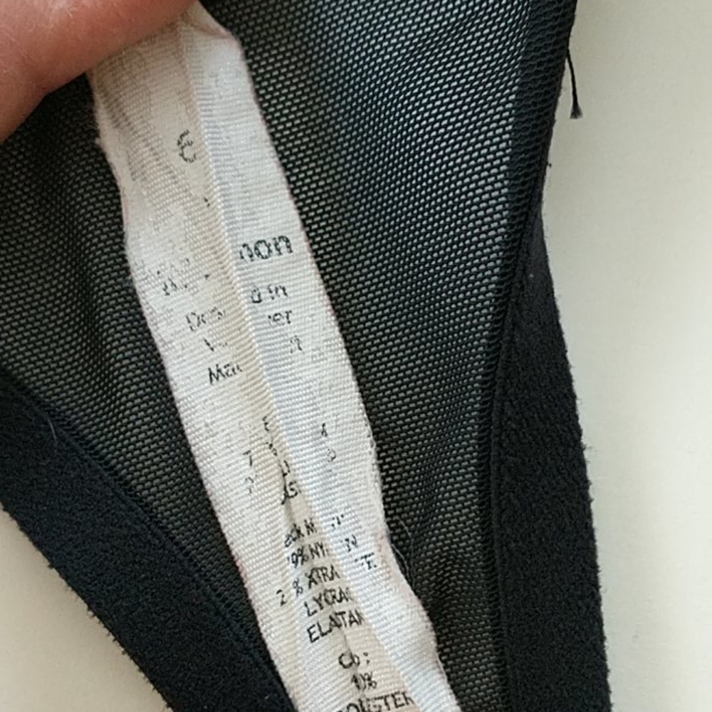 Lululemon Mesh Racer Back Sports Bra Size 6 or S - Picture 8 of 10